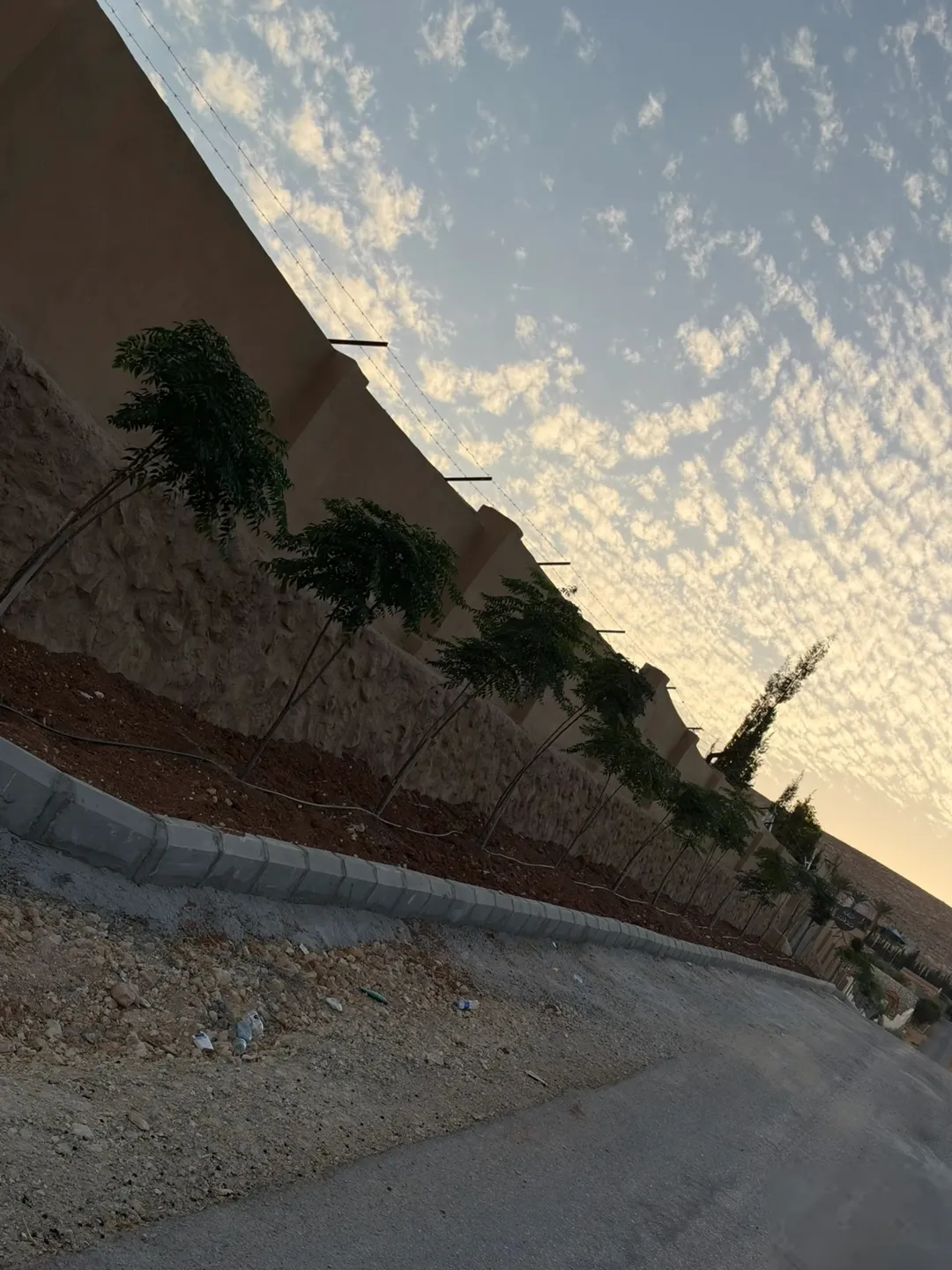 مزرعة حديثة وجديدة للبيع