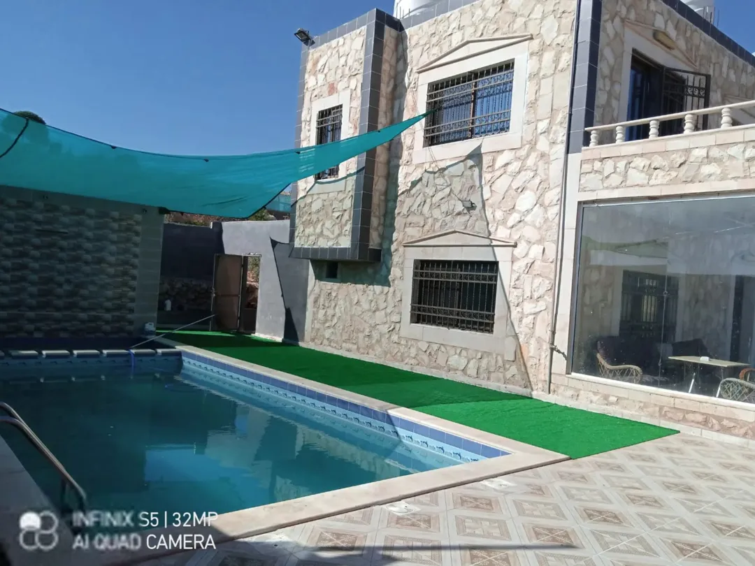مزرعة وشاليه للبيع استثمار جاهز او البدل على شقة في عمان الغربية، كل التفاصيل موجودة في الإعلان