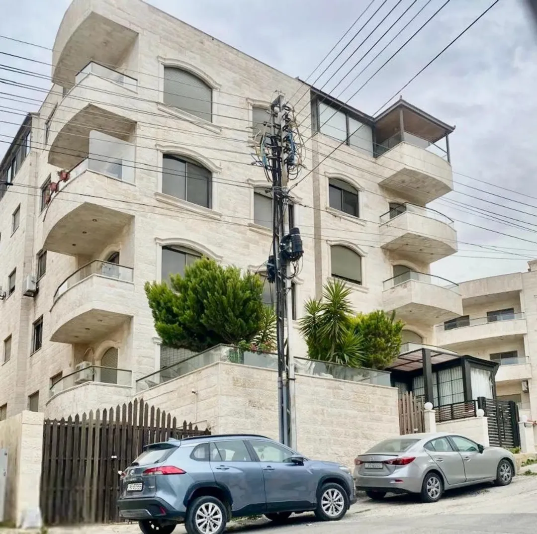 شقة فاخرة 140 متر للبيع في حي النخيل