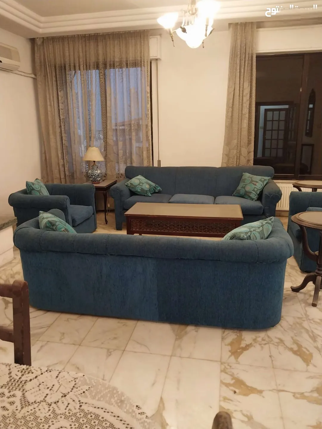 شقة فاخرة مفروشة في قلب عبدون – عمان الاردن | ID 586135