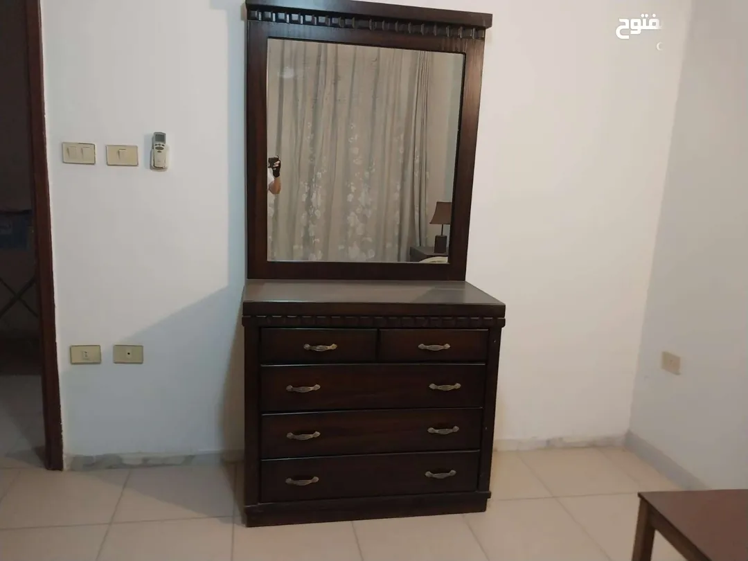 شقة فاخرة مفروشة في قلب عبدون – عمان الاردن | ID 586135