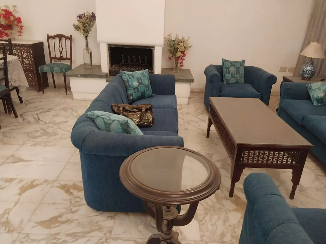 330307_2 شقة فاخرة مفروشة في قلب عبدون – عمان الاردن | ID 586135