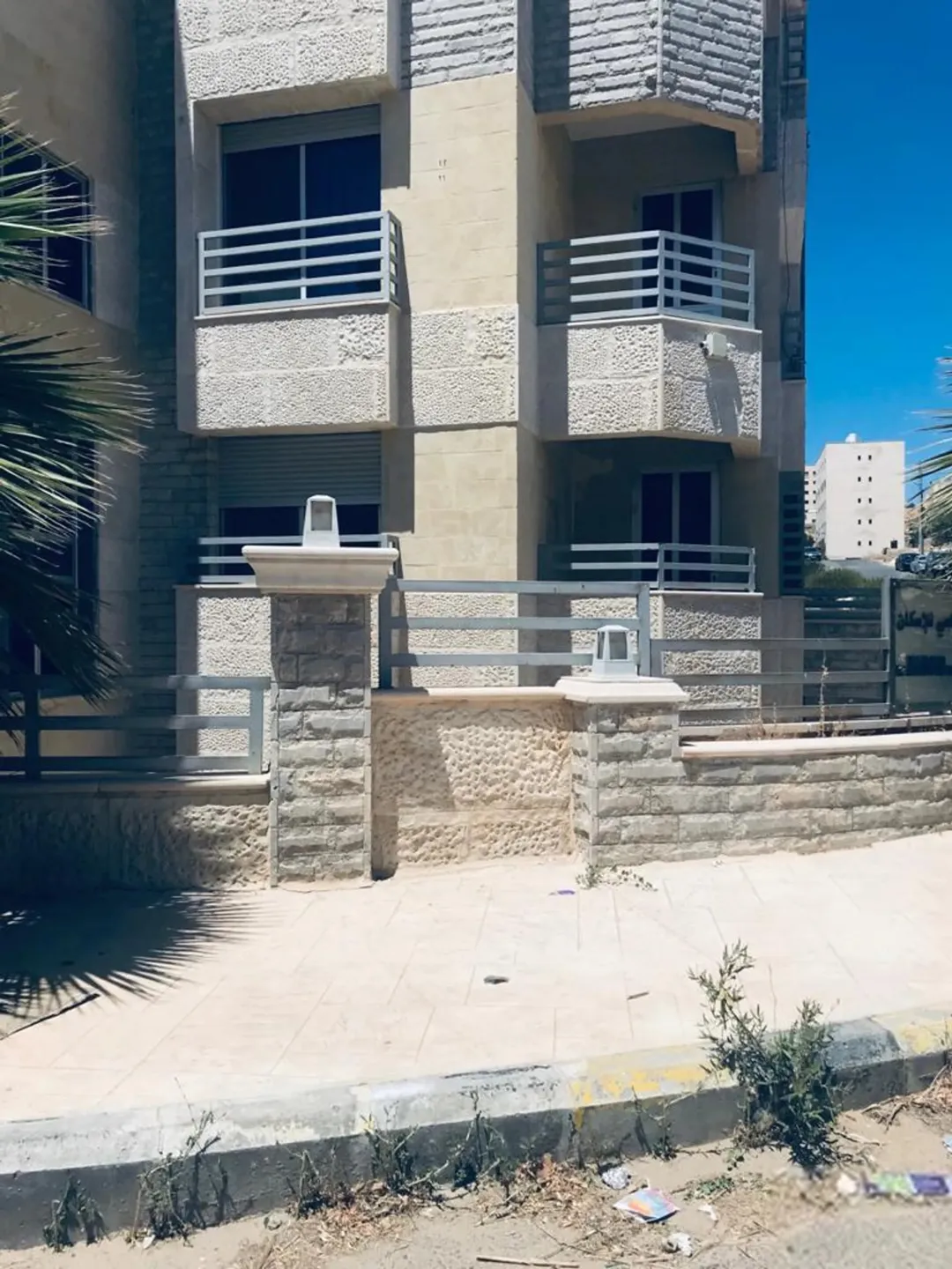 شقة ارضية في الجبيهة