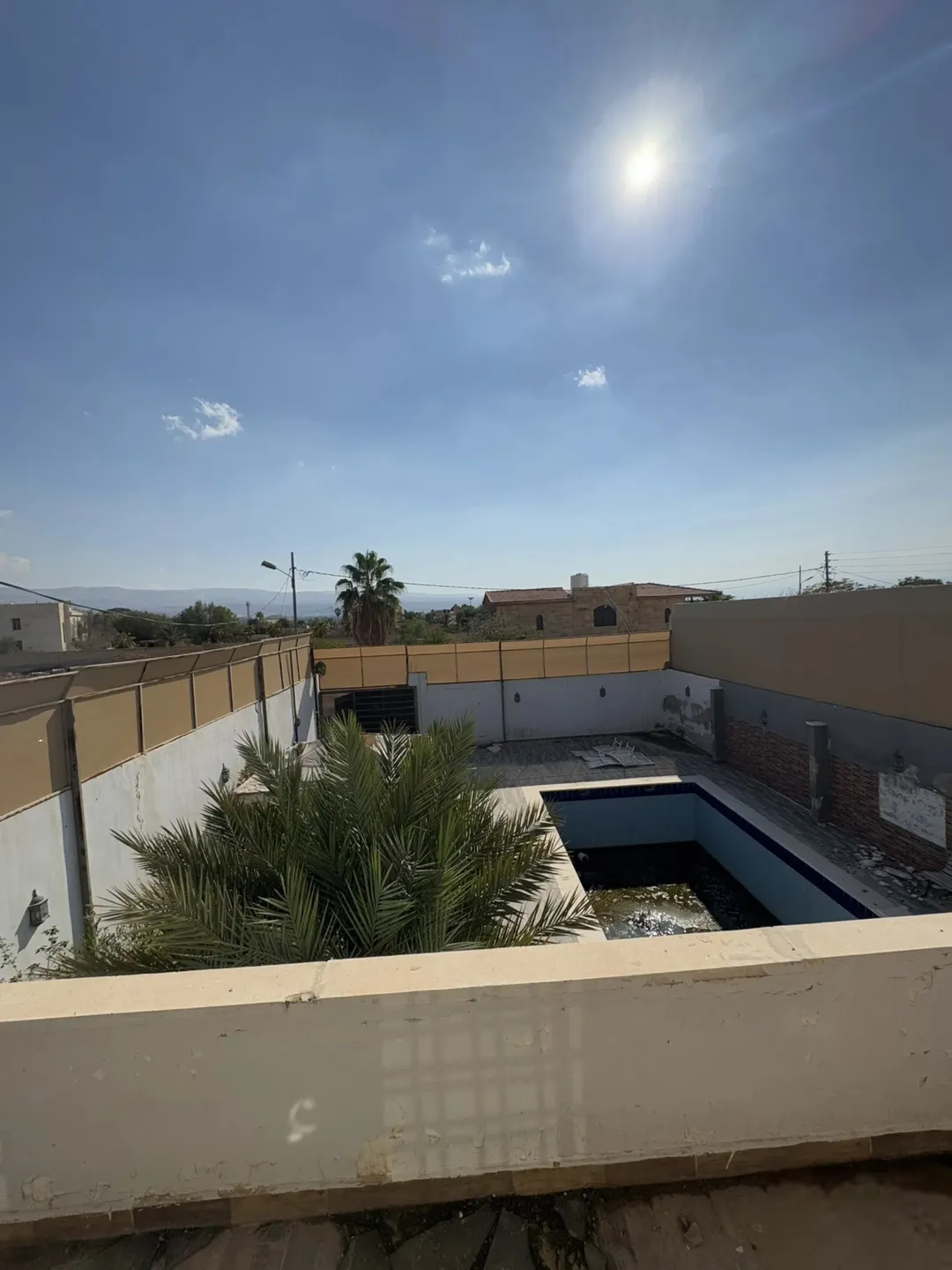 شاليه استثماري للبيع في منطقة البحر الميت
