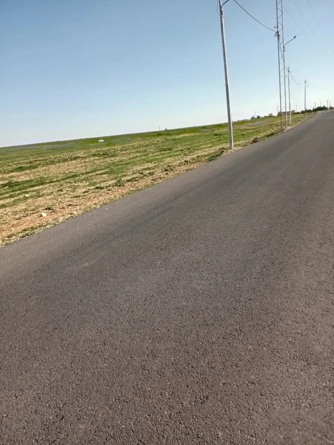 قطعة أرض مميزة في موقع متميز بمدينة أم الرصاص جنوب عمان