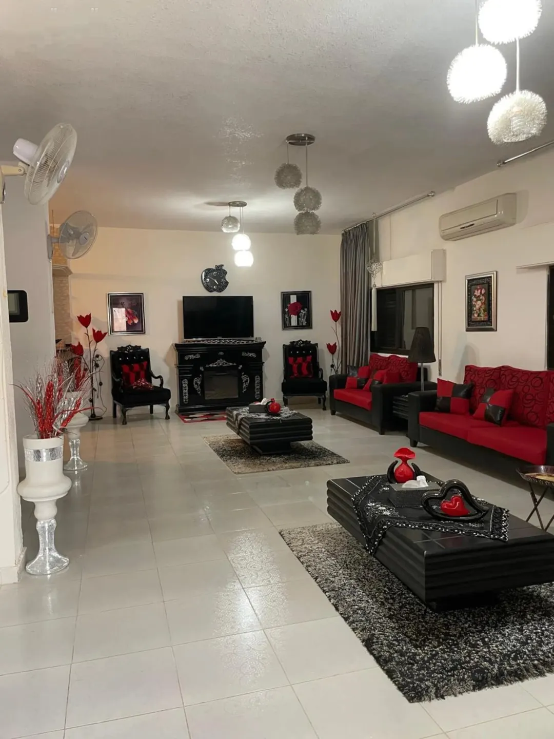شاليه مفروش بالكامل للبيع بالشونه الجنوبيه مباشره