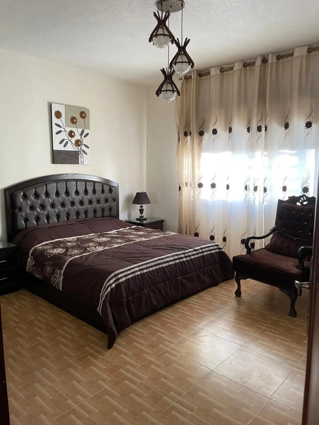 شاليه مفروش بالكامل للبيع بالشونه الجنوبيه مباشره