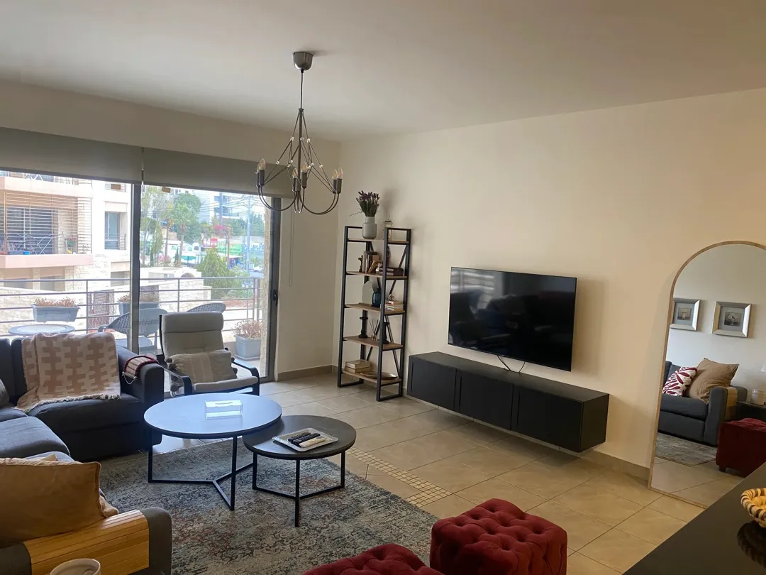 Modern 2-Bedroom Apartment in Abdoun