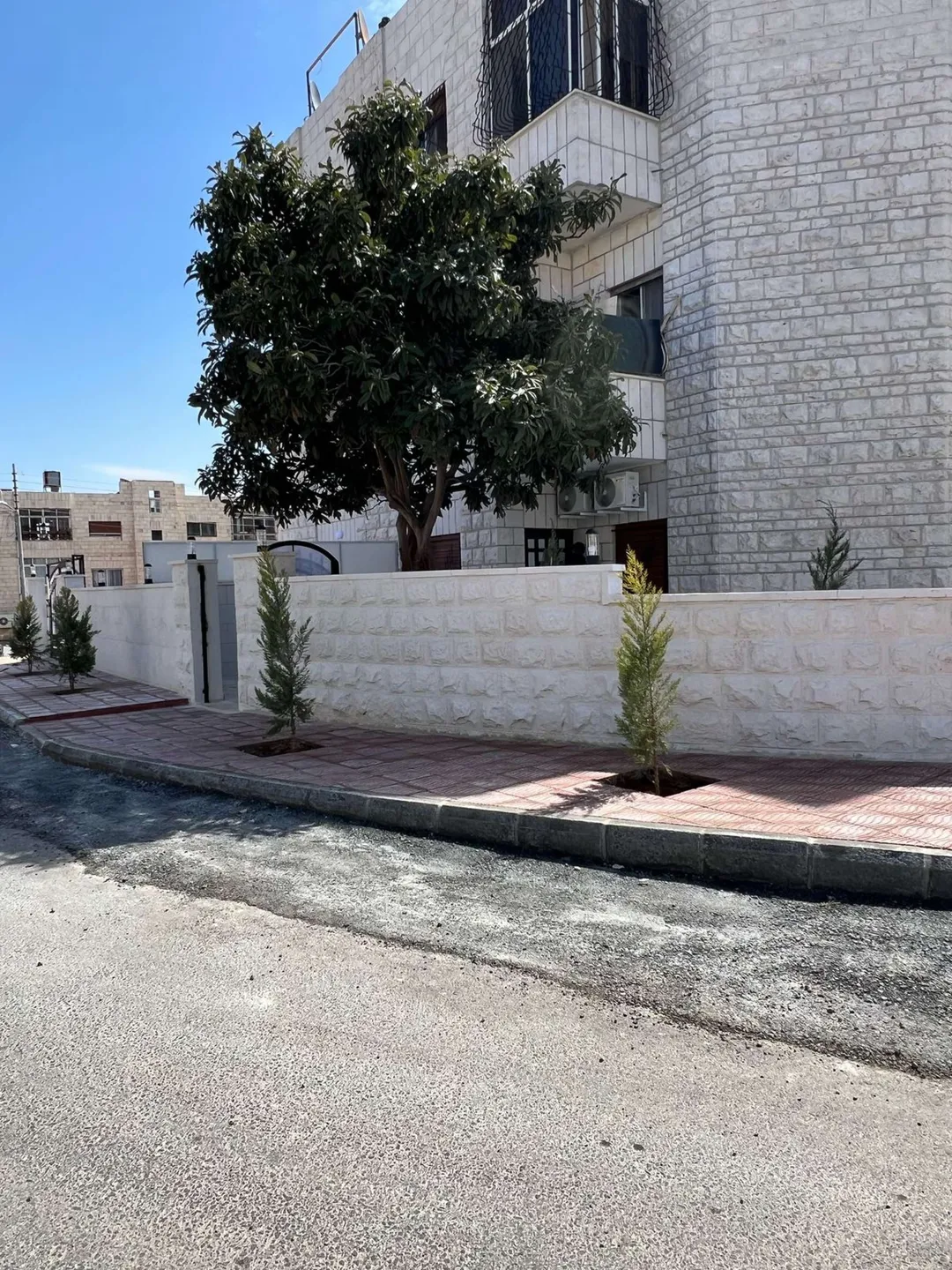 شقة أرضية فاخرة سوبر ديلوكس للإيجار – شارع الجامعة الأردنية – عمان الاردن | ID 586566