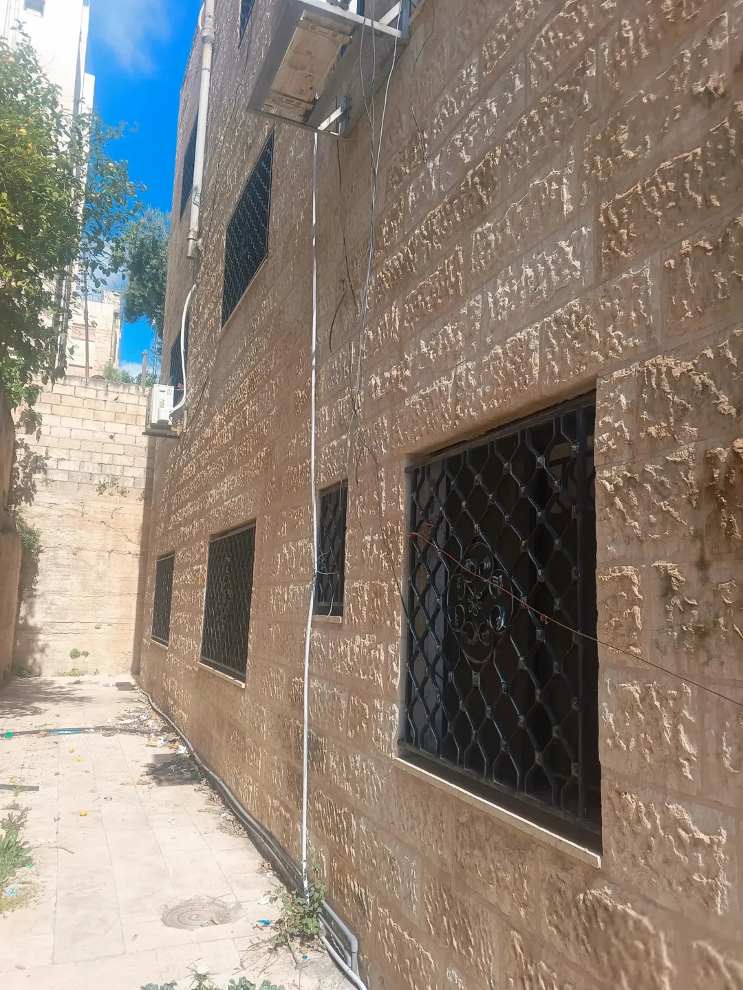 عمارة فاخرة للبيع