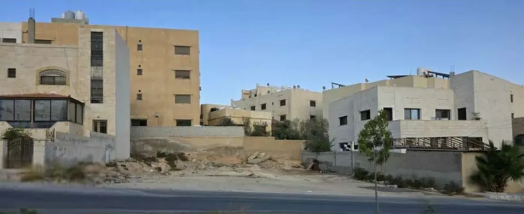 أرض سكنية مميزة للبيع في الزرقاء الجديدة – منطقة فلل