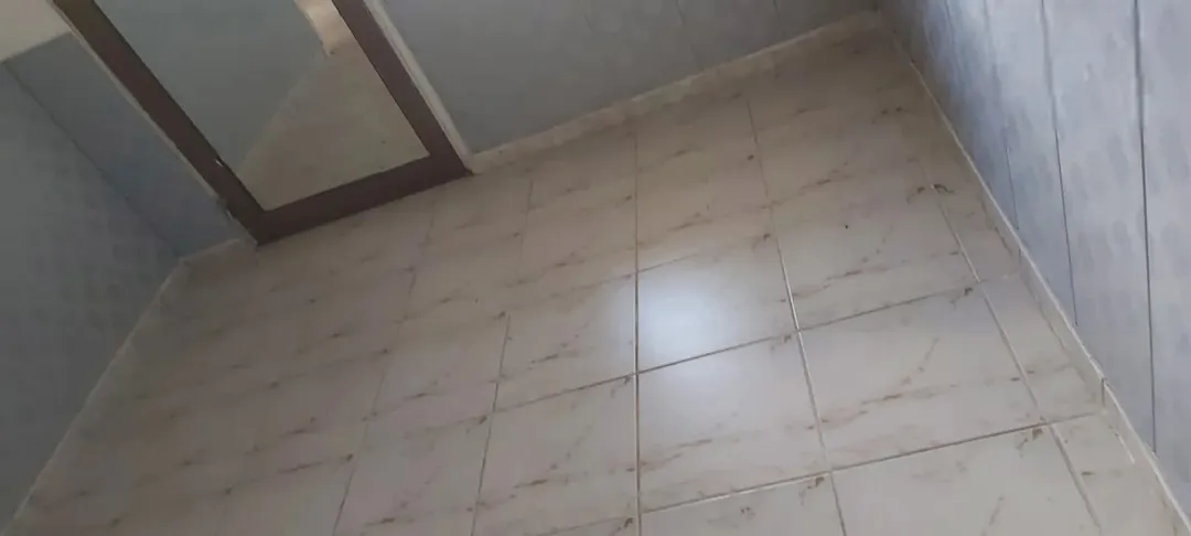 شقة صغيرة للبيع شمال اشارة الإسكان
