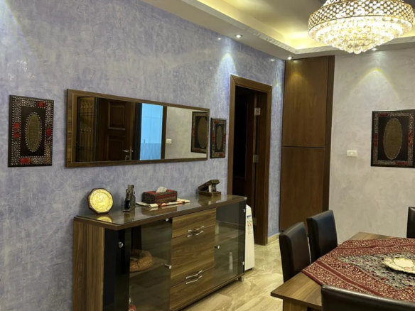 شقة فاخرة مفروشة للإيجار | ID 737357