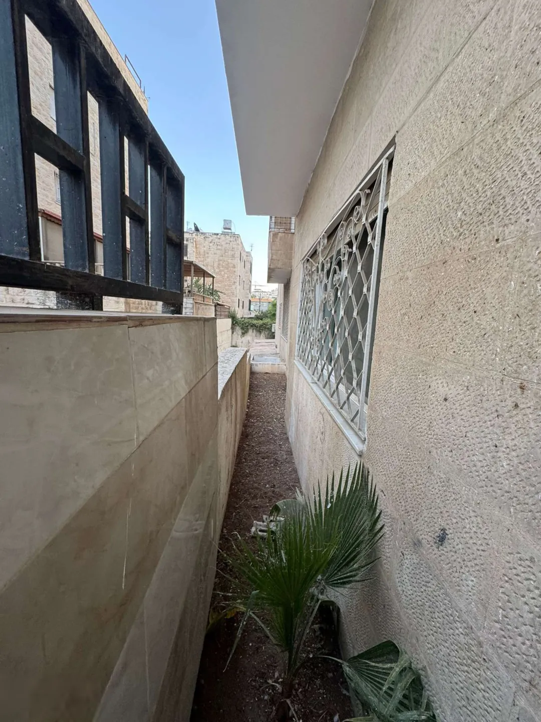 شقة مفروشة فاخرة للإيجار في الرابية – موقع استثنائي – عمان الاردن | ID 588638