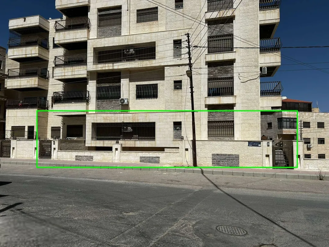 شقة أرضية فخمة للإيجار أو البيع بالقرب من دوار الأكاديمية البحرية – عمان الاردن | ID 588757