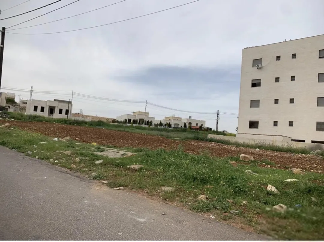 أرض سكنية استثمارية في خريبة السوق – حوض صهاة شموط