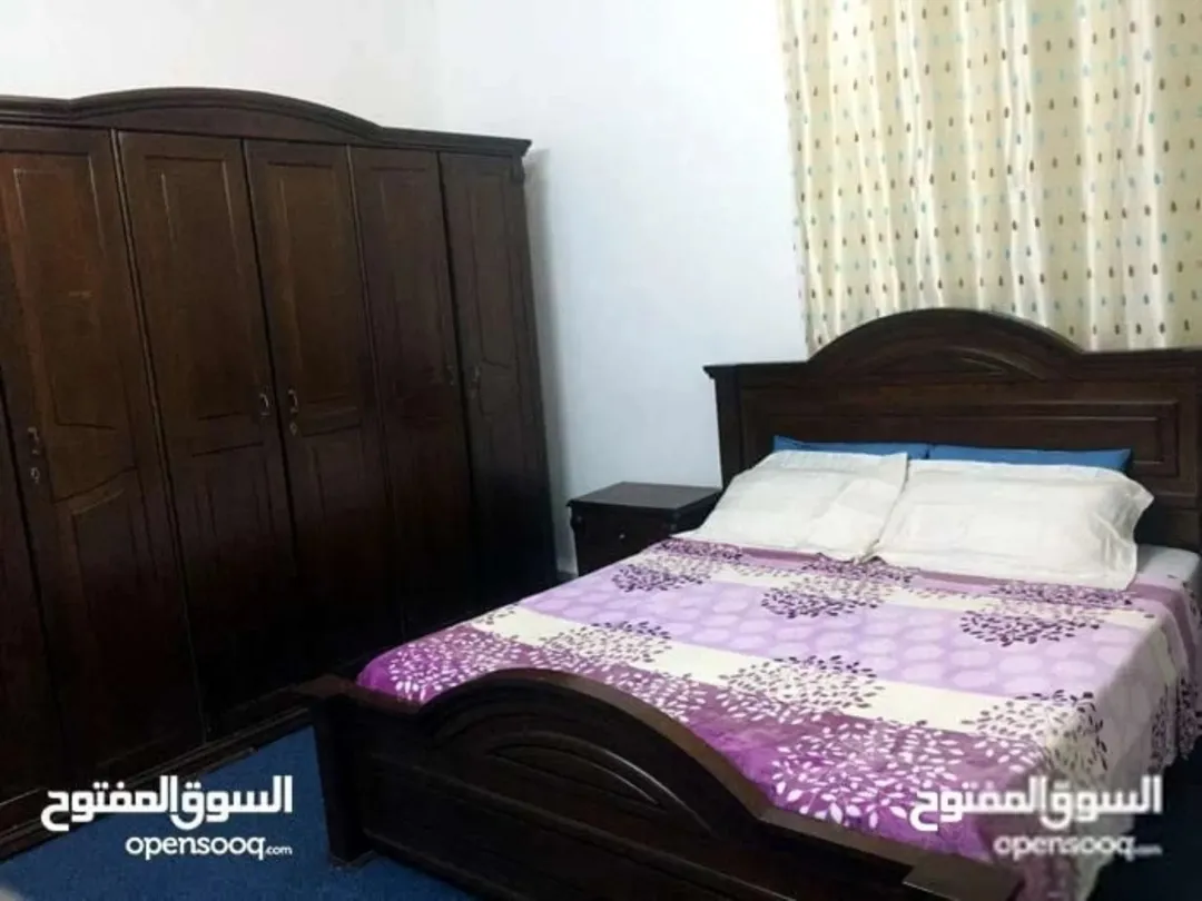 عمارة استثمارية للبيع في إربد – الحي الشرقي