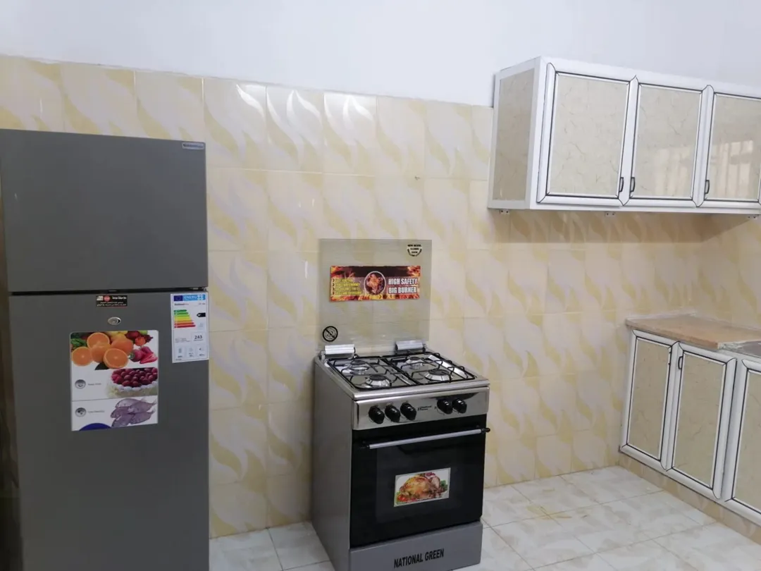 عمارة استثمارية للبيع في إربد – الحي الشرقي