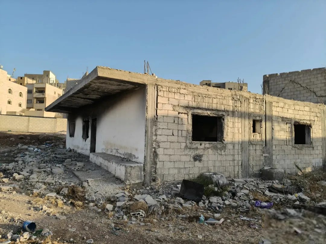 بيت مميز على قطعة أرض في الشويحي الغربي