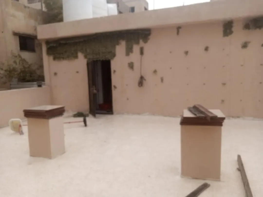 بيت مستقل عمان ام نواره مسطح الأرض 266 مسطح البناء 175 عمر البناء 25سنه السعر المطلوب 60الف واتس