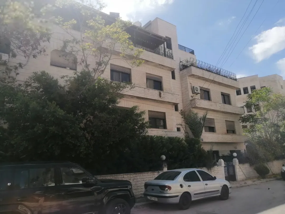 شقة مميزة للبيع في منطقة الشميساني