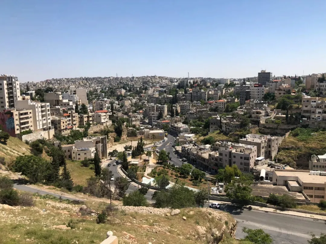 أرض مميزة للبيع في أرقى مناطق جبل اللويبدة