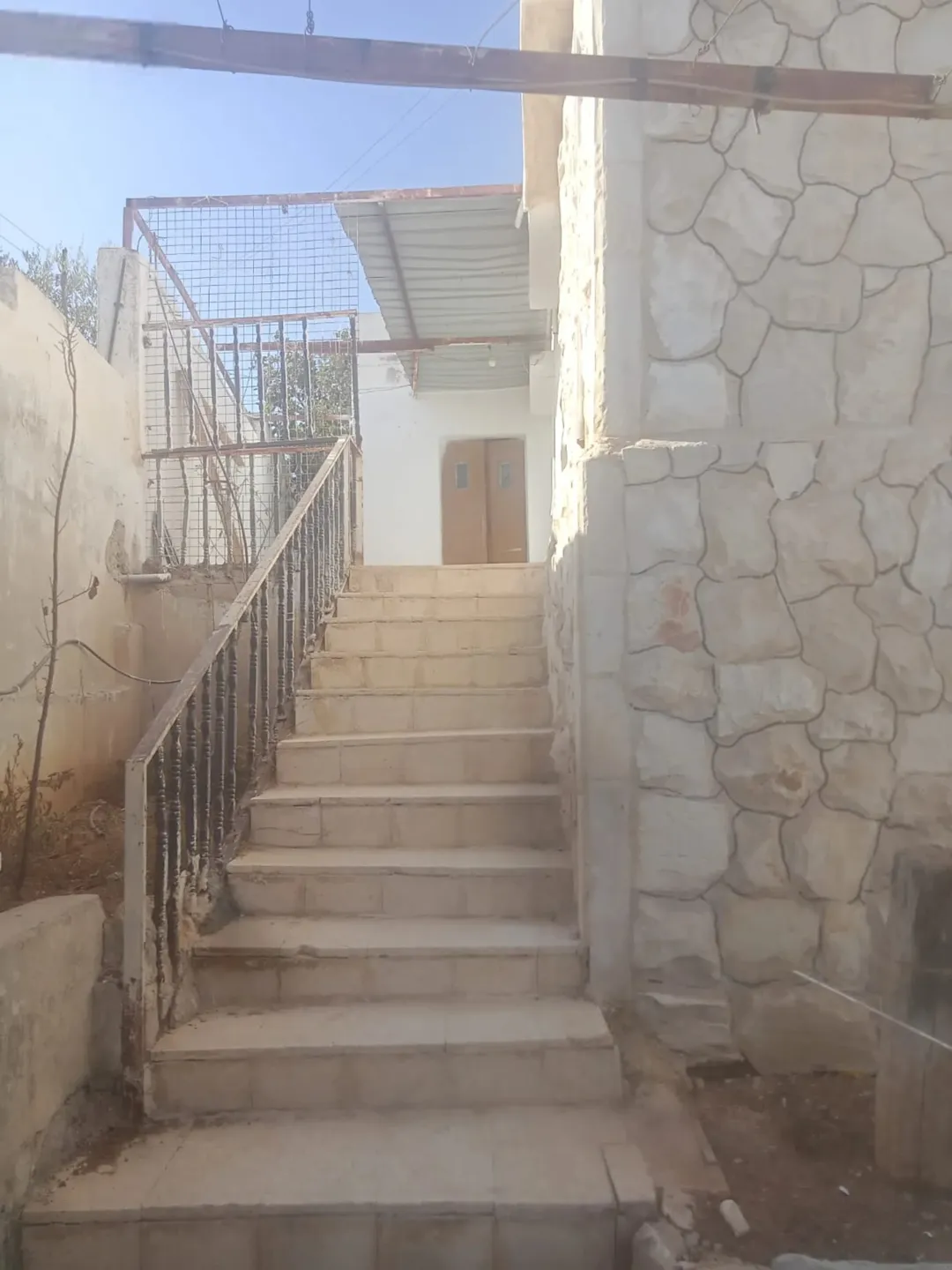 بيت في منطقة بلعما/النزهه/خلف جامع النزهه ومدرسة النزهه/عدد2