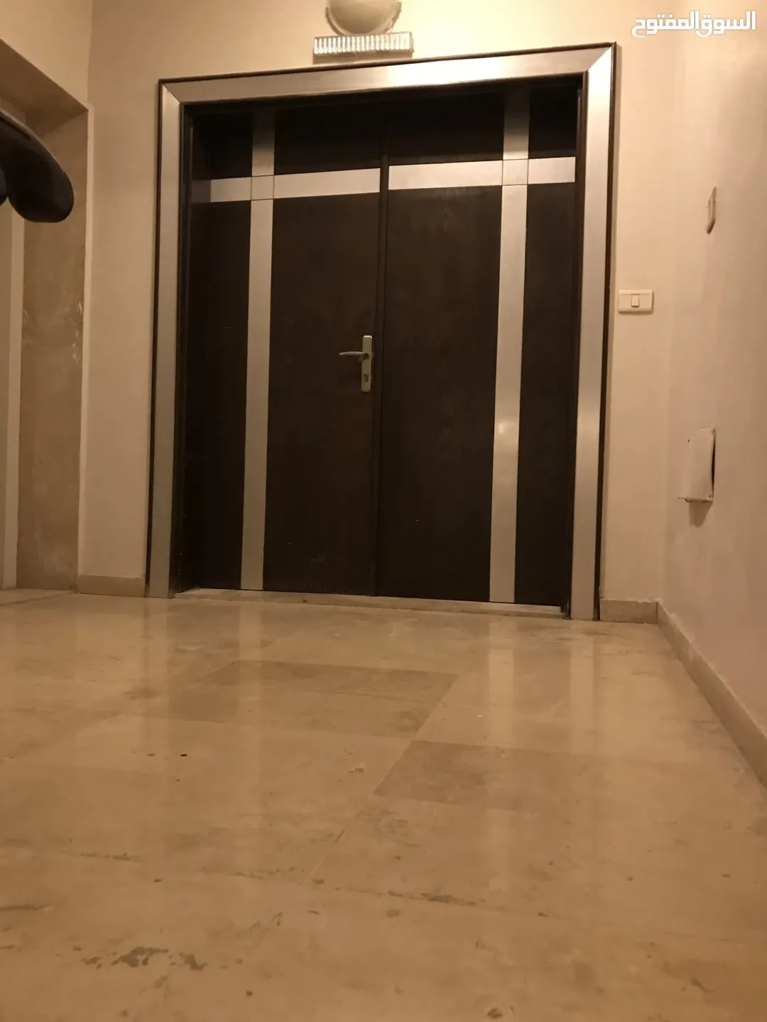 شقة طابقية فاخرة بمواصفات فيلا فرصة استثمارية