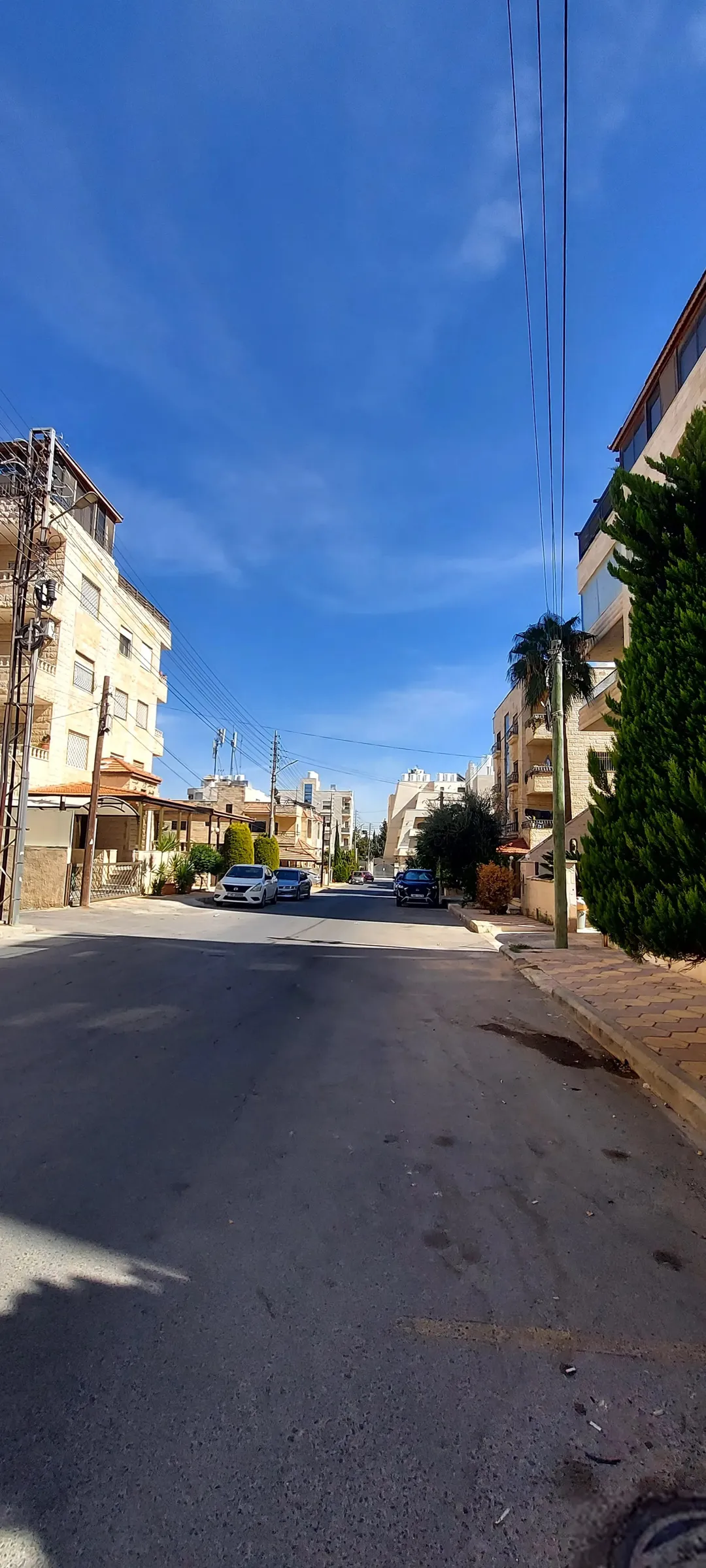 شقة طابق ثالث مع روف في ارقى مناطق الجندويل بالقرب بجانب حديقة الوحدة — صورة 4