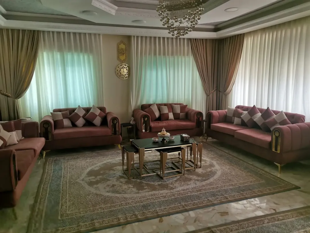 منزل مستقل فاخر بسعر مميز
