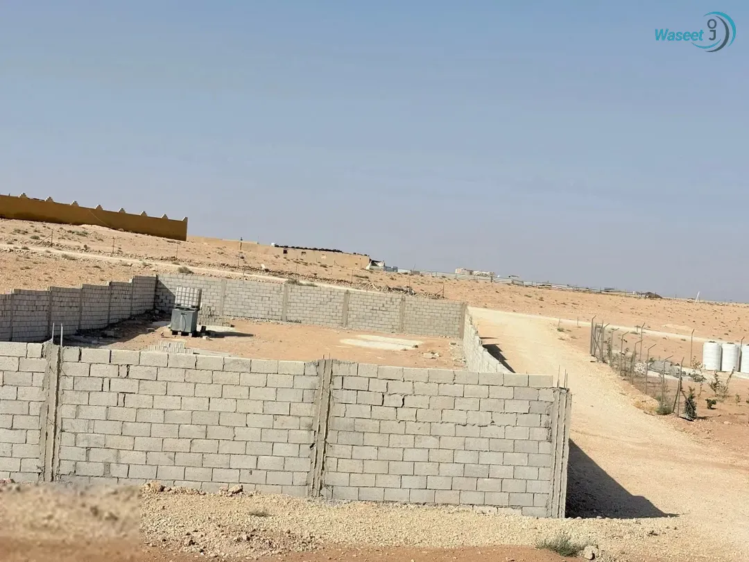 للبيع قطعة أرض بقعفور (بسعر حرق ) (جنوب عمان)