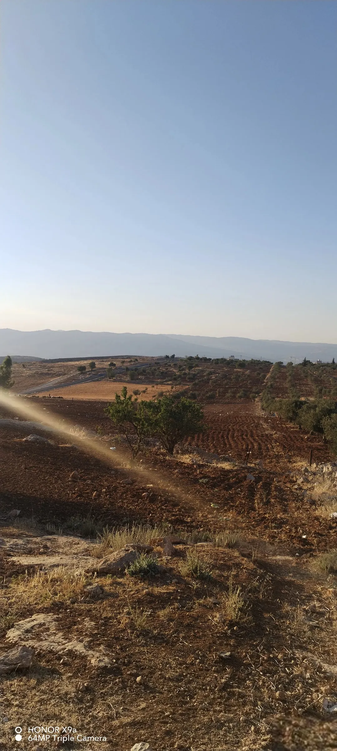 قطعة أرض مميزة في حوض عذمة قريبة من شارع الأردن