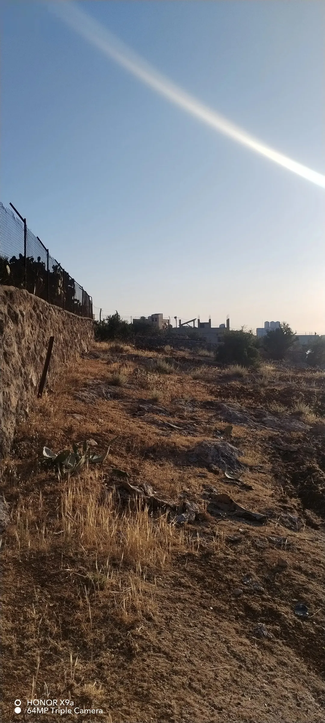 قطعة أرض مميزة في حوض عذمة قريبة من شارع الأردن