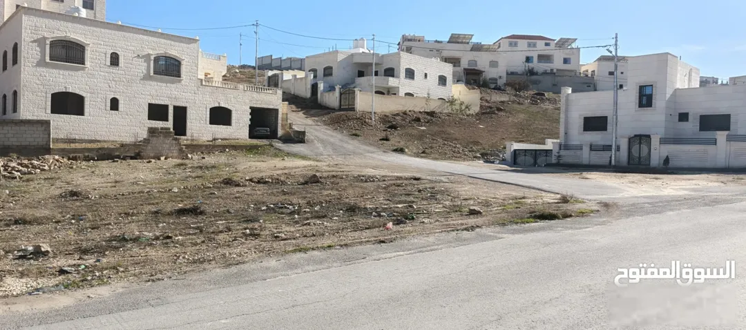 قطعة ارض مميزة جدا للبيع للباحثين عن التميز