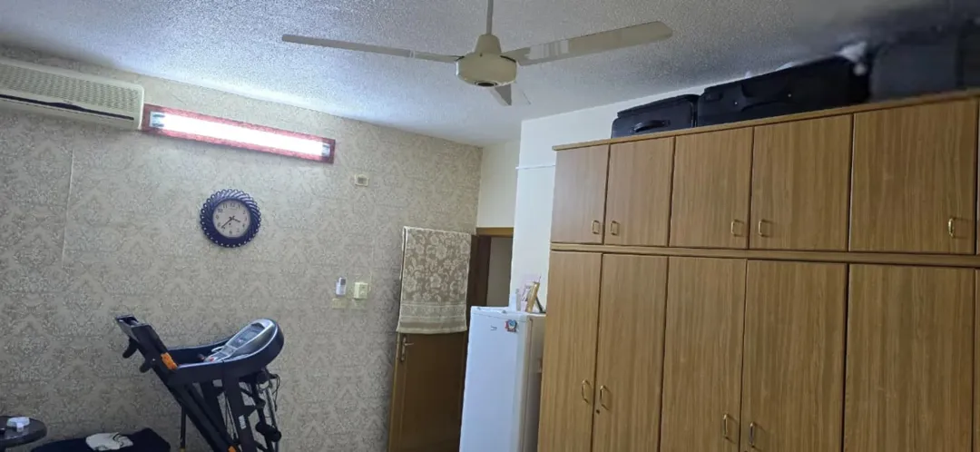شقة فاخرة للبيع مساحة 200 متر مربع طابق ثالث