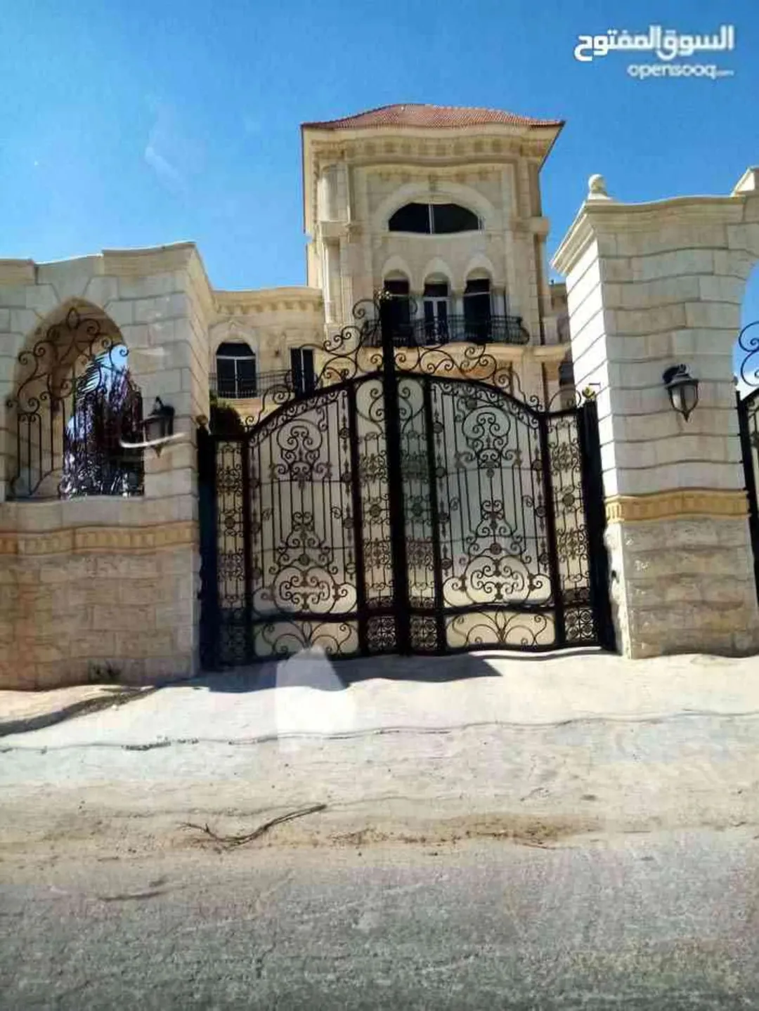 ارض مميزة للبيع في اليادودة تلعة الذهب