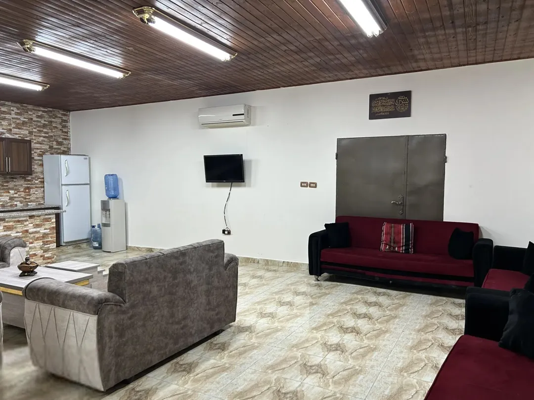 شاليه للبيع على 4 وحدات بمساحة 880 متر بالشونة الجنوبية – الجوفة للمبادلة بشقتين بعمان