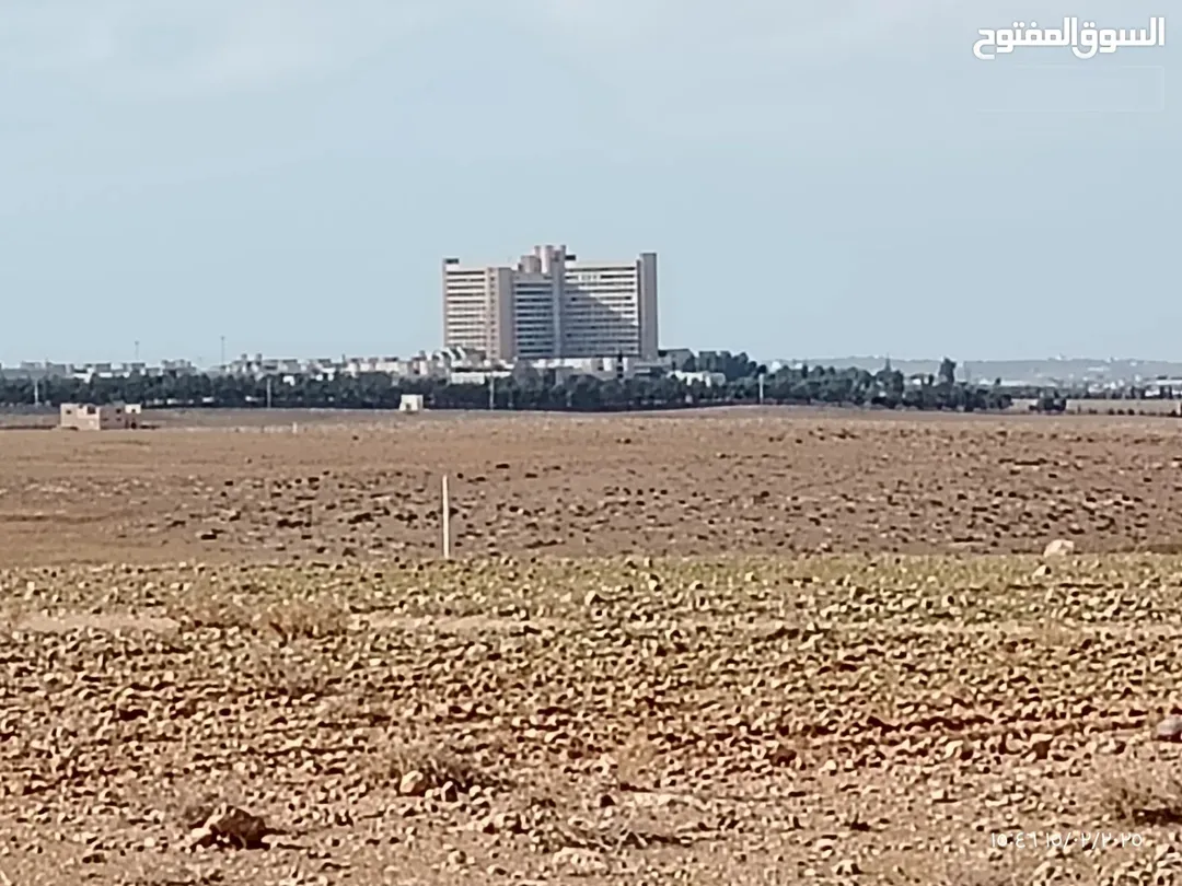 قطعة ارض مميزة استثماريه بقرب من مستشفى الملك عبدالله و جامعة العلوم والتكنولوجيا مساحتها 3 دونمات