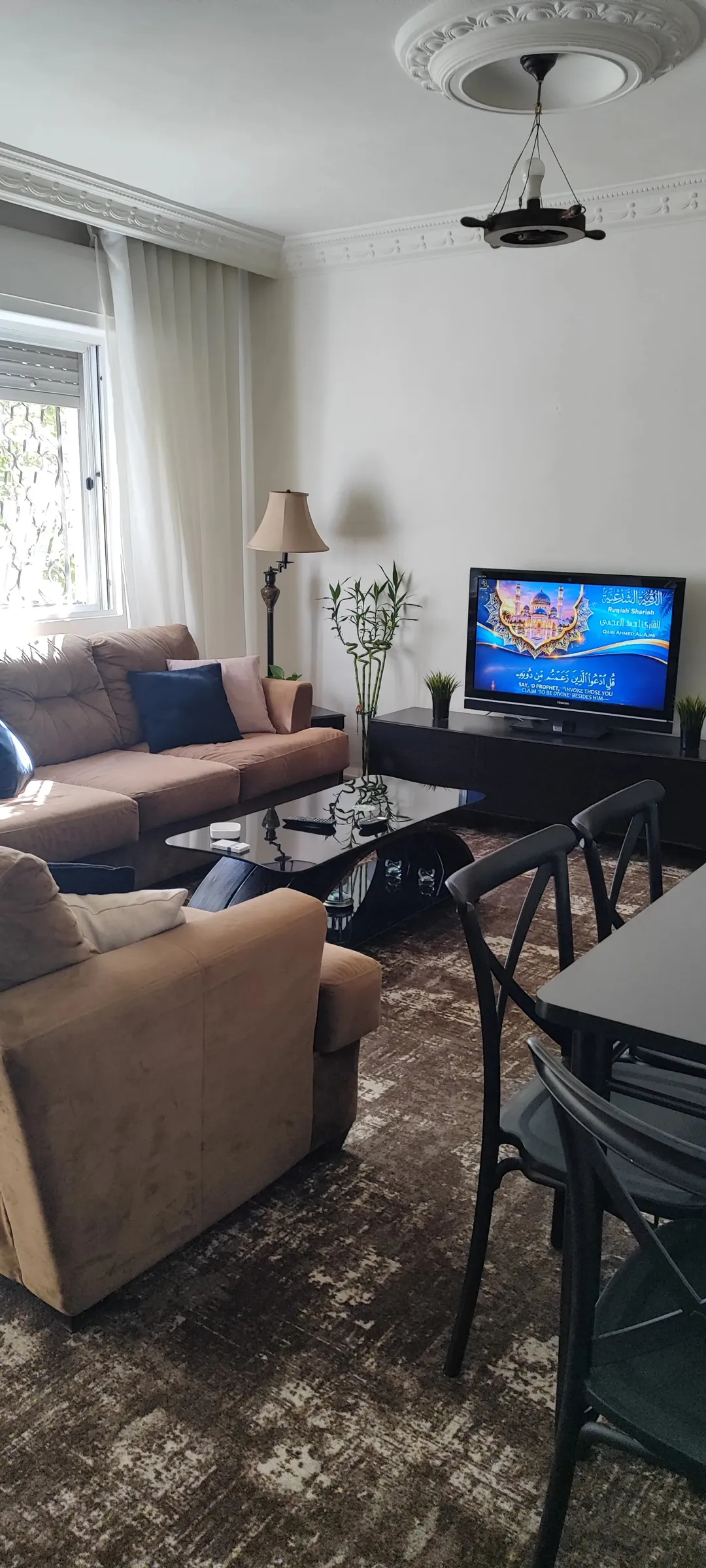 شقة طابق ارضي معلق للبيع