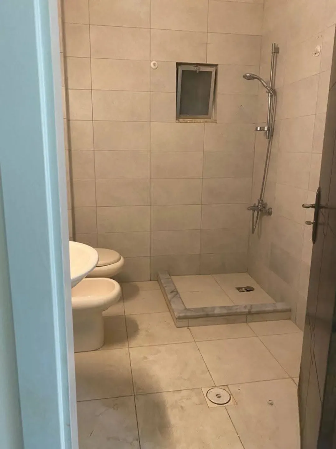 عمارة استثمارية – ضاحية الامير حسن (سكنية) للبيع مباشرة — صورة 5