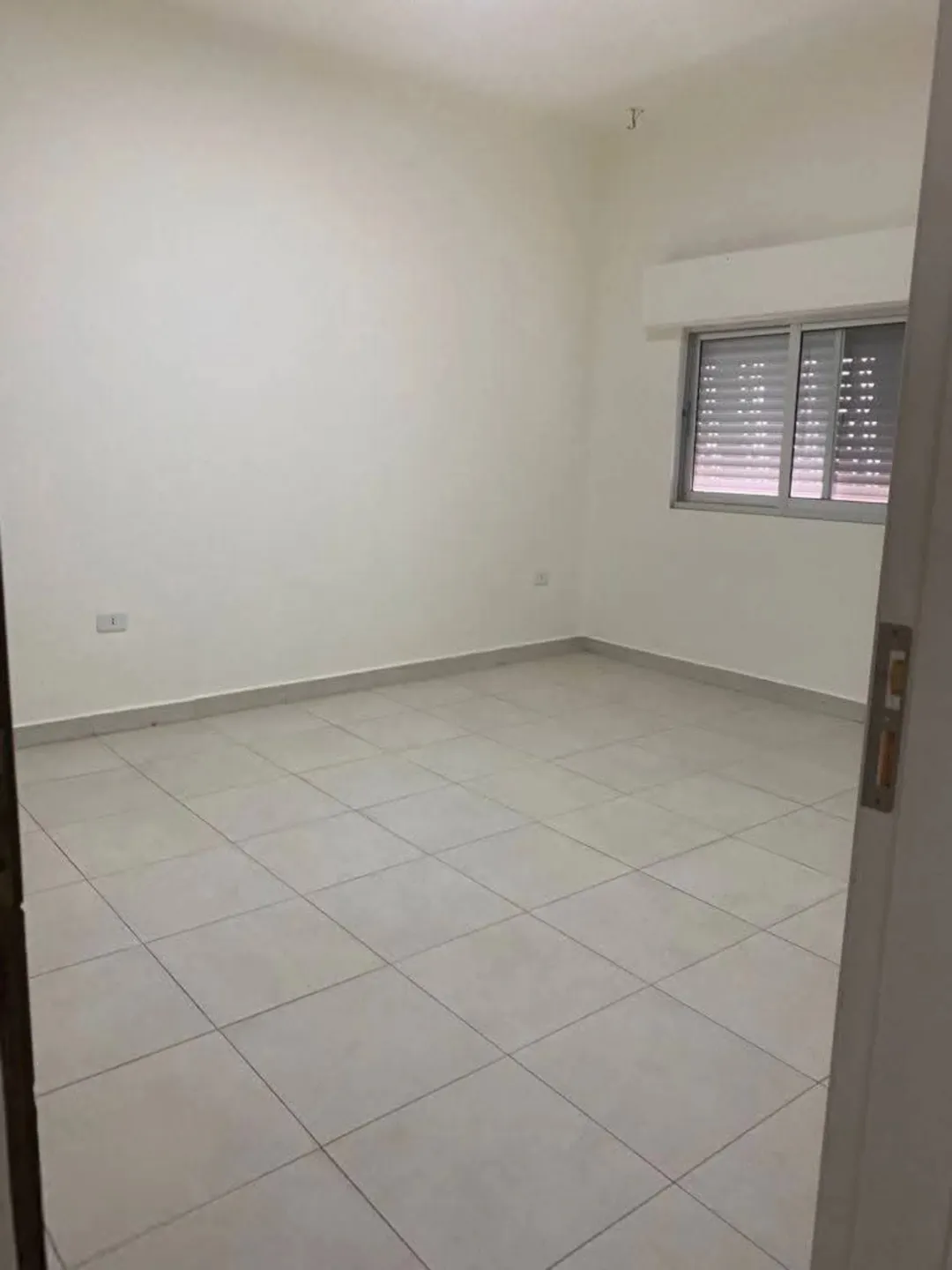 عمارة استثمارية – ضاحية الامير حسن (سكنية) للبيع مباشرة
