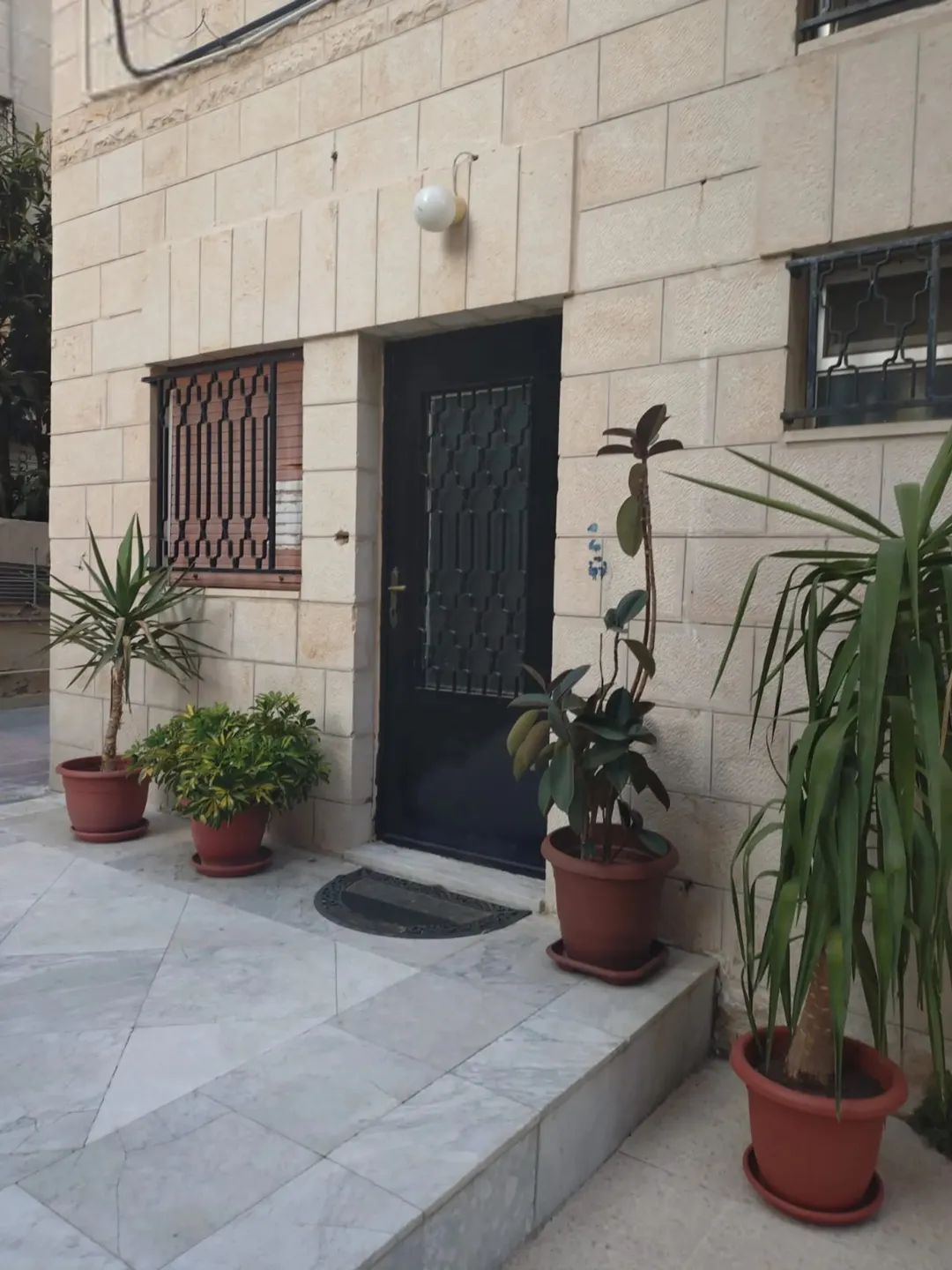 عمارة استثمارية – ضاحية الامير حسن (سكنية) للبيع مباشرة
