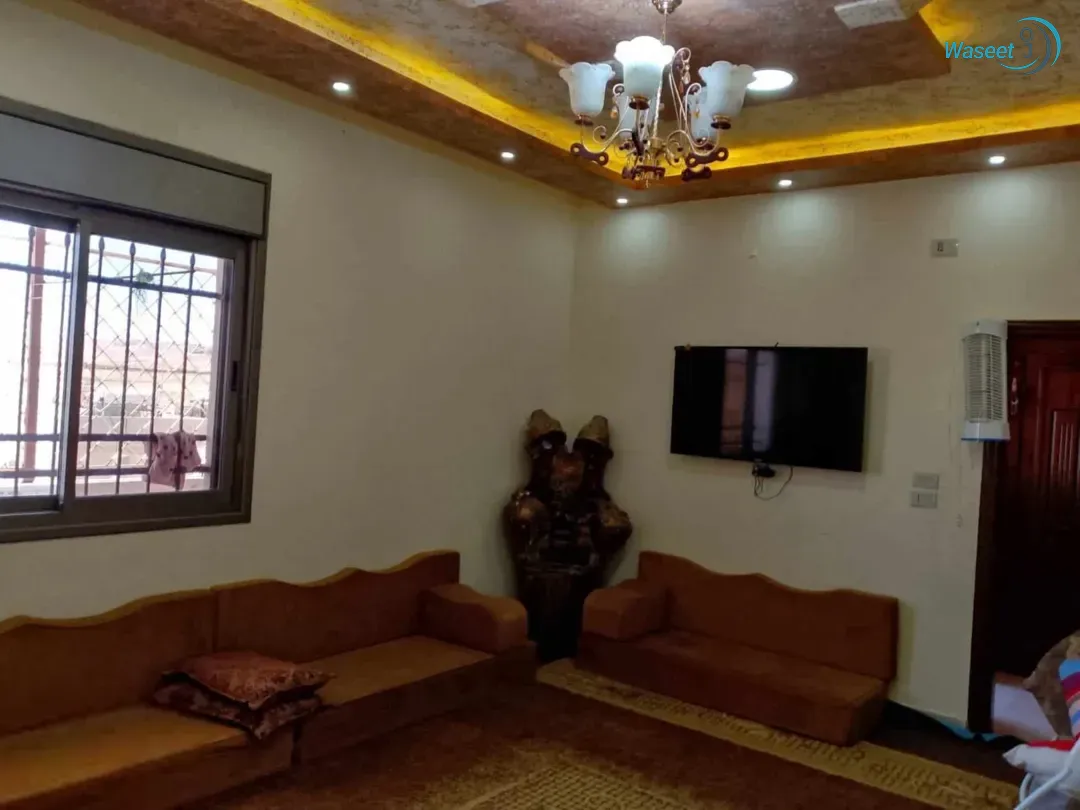 شقة للبيع في زحوم