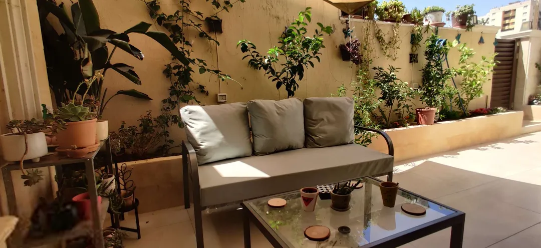 شقة فاخرة حديثة للإيجار في عبدون مميزة ومجهزة بالكامل – عمان الاردن | ID 622676