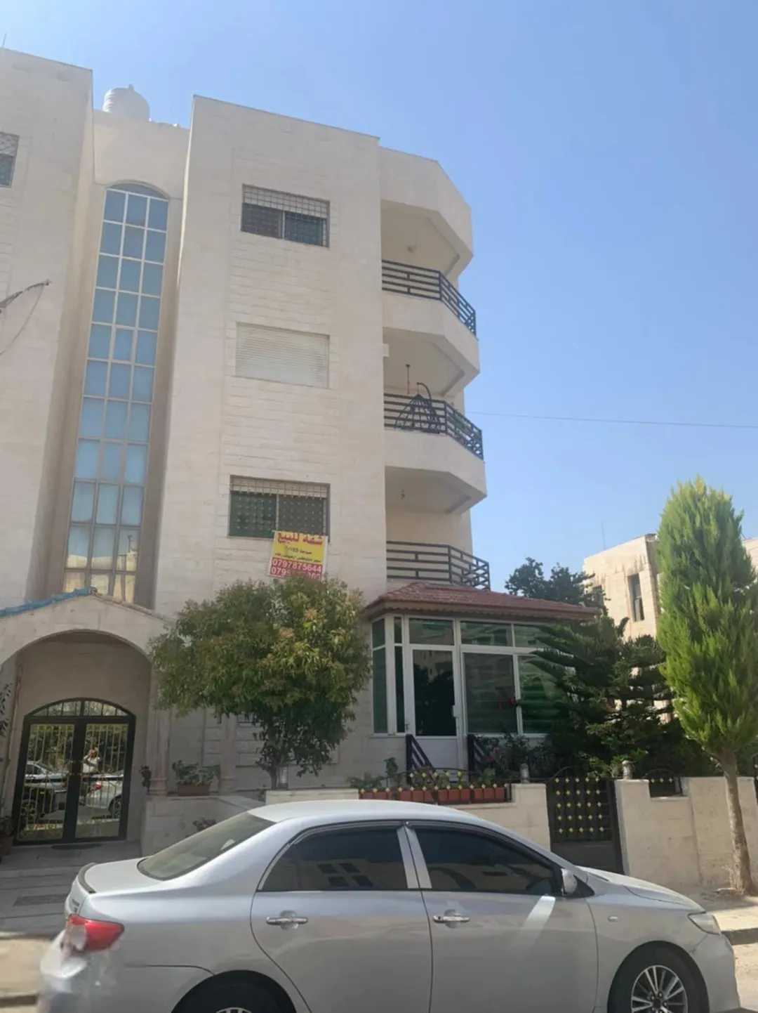 شقة راقية للبيع في منطقة خلدا مقابل السيفوي