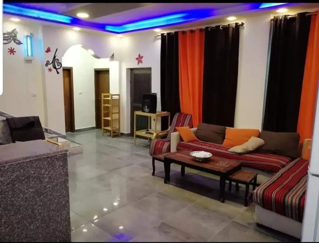 شاليه فاخر للبيع أو التبادل بشقة أو أرض