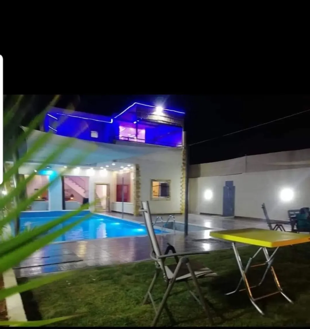 شاليه فاخر للبيع أو التبادل بشقة أو أرض