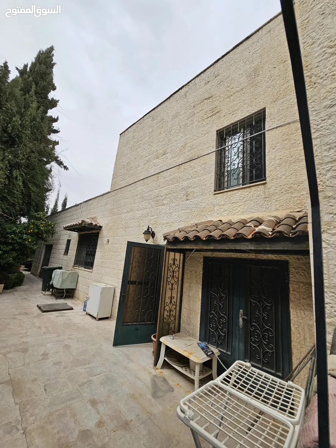 فيلا فاخرة في منطقة أبو السوس