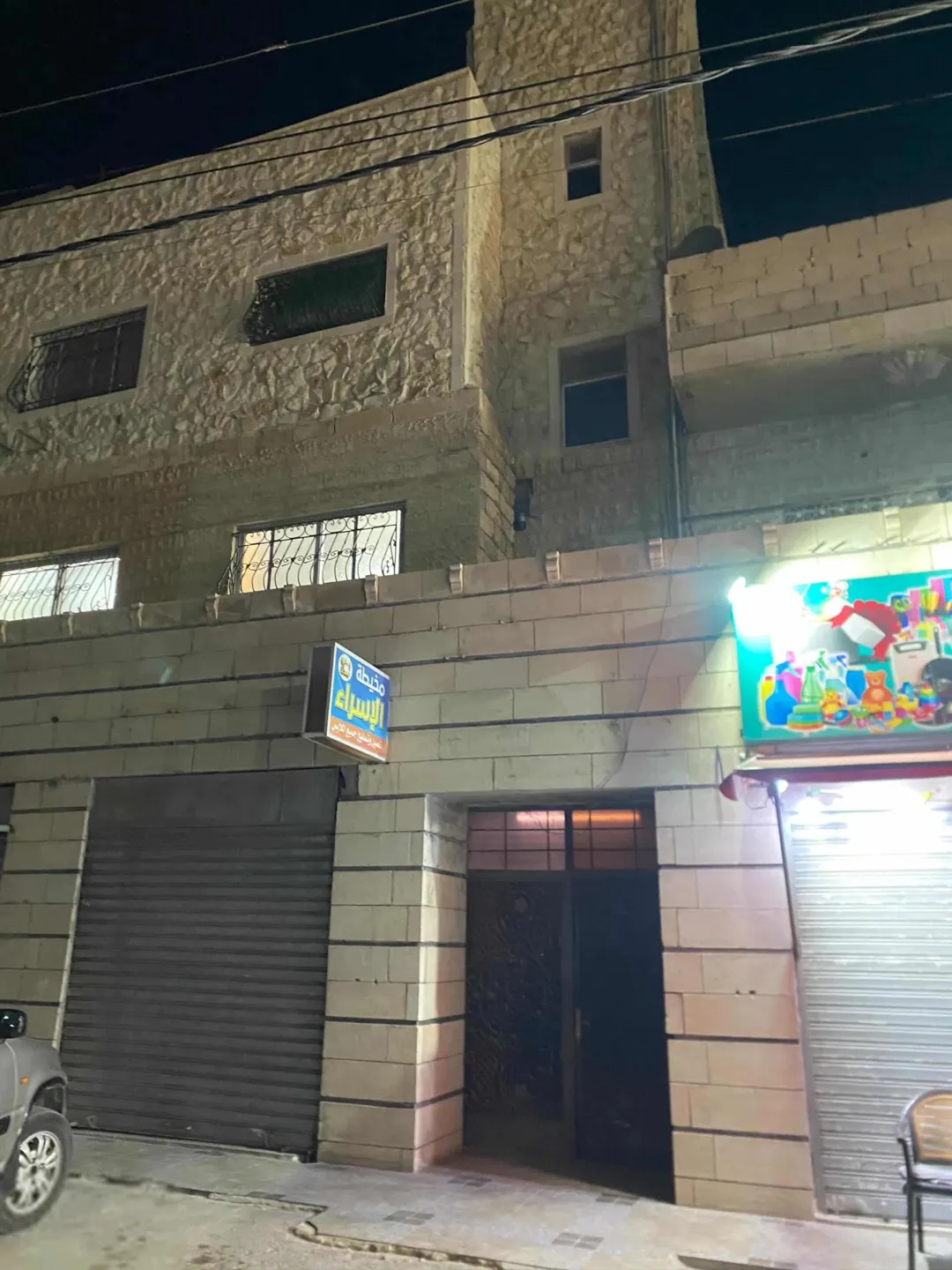 شقة مُجددة بالكامل إطلالة على الحديقة