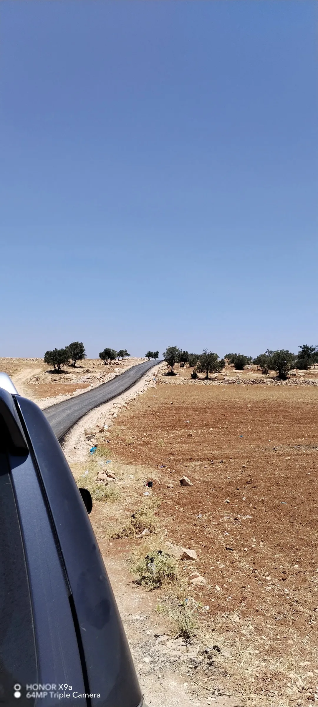 قطعة أرض مميزة في حوض عذمة بالقرب من شارع الأردن